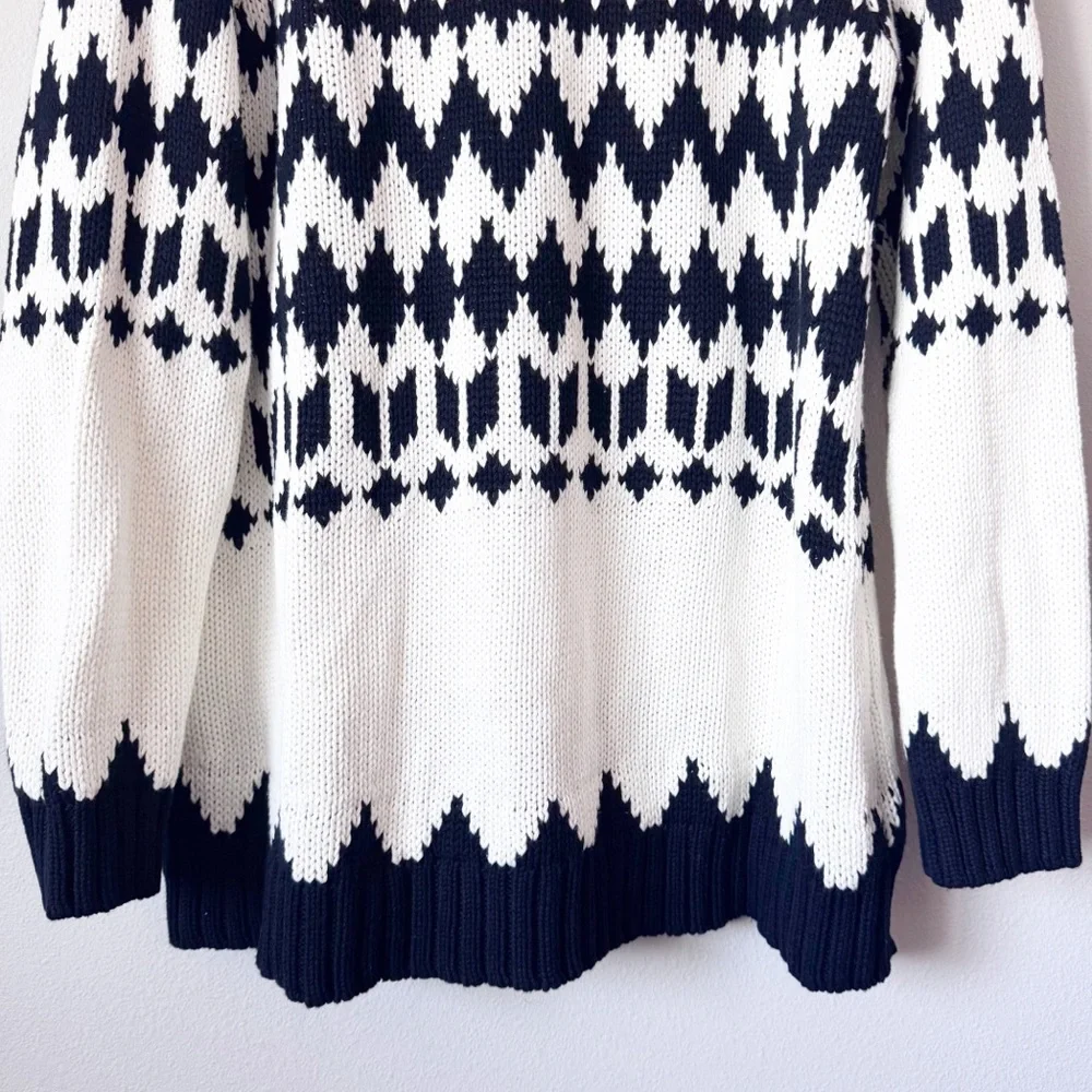 Show Me Your MuMu Sun Valley Black and White Sweater - Picture 12 of 13